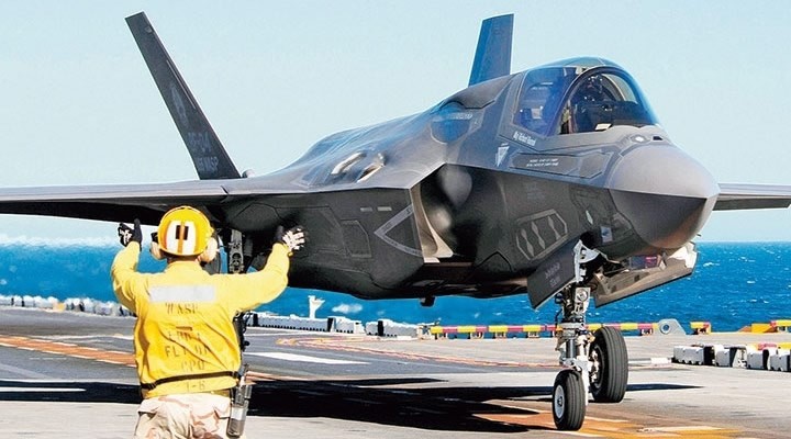 Mühimmat dolu uçaklar Türkiye'de