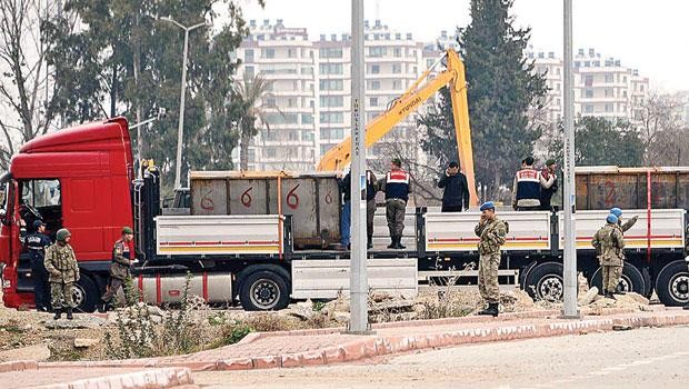 Generallere MİT TIR'ları gözaltısı