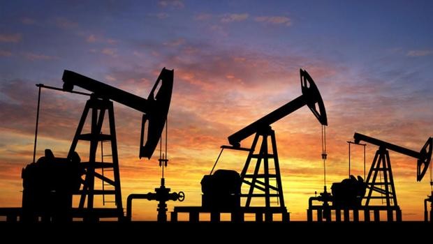 Petrol fiyatları dibe vurdu