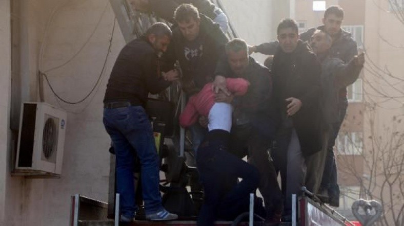 PKK, Kütüphaneye saldırdı: 6 yaralı