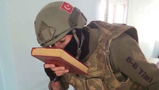 Askerden duygulandıran hareket