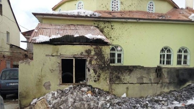 PKK'lılar yine camiye saldırdı!