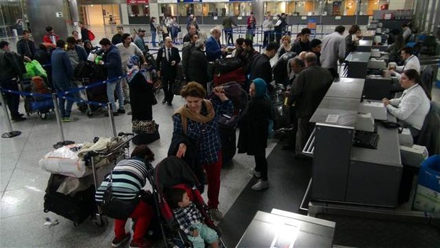 Akın akın İstanbul'a geliyorlar