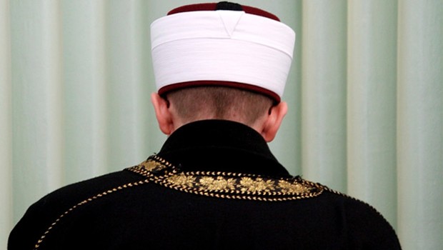 İmam öyle bir şeyden tutuklandı ki!
