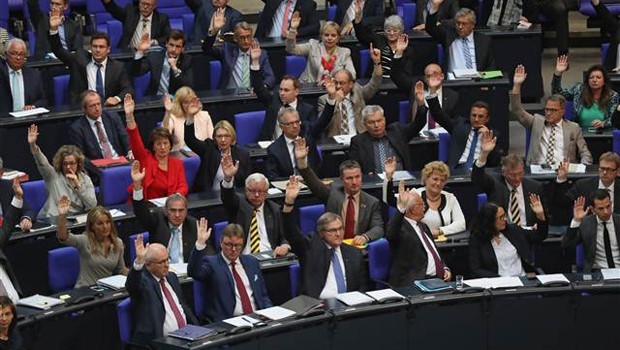 Almanya 'sözde soykırımı' onayladı!