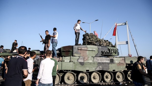 Darbe girişimine bir tek o destek verdi