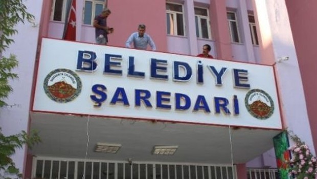 Hakkari'de kayyum gerginliği