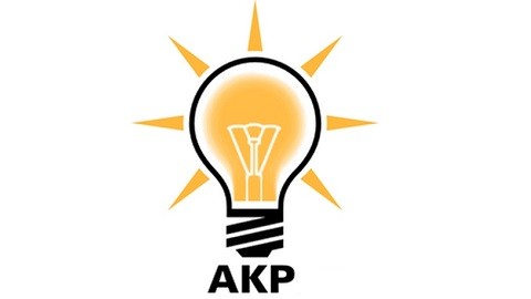AKP'de istifa depremi sürüyor