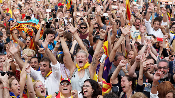 Katalonya ayakta, İspanya bölünüyor mu?