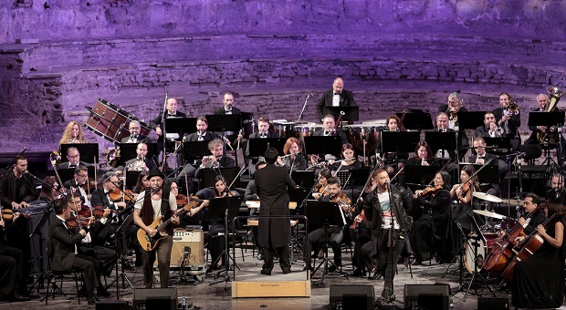 Athena’dan çok özel konser