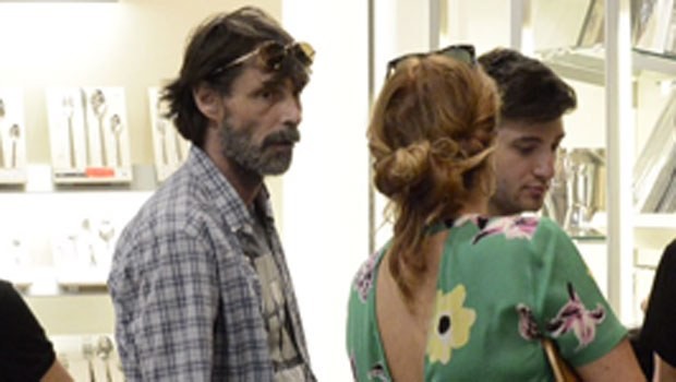 Ünlü oyunculara uyuşturucu operasyonu