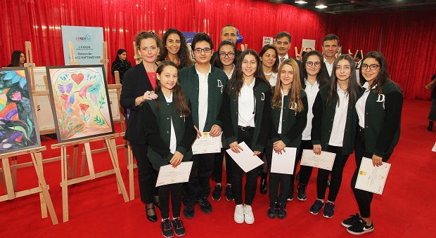 Darüşşafakalı çocuklardan sergi