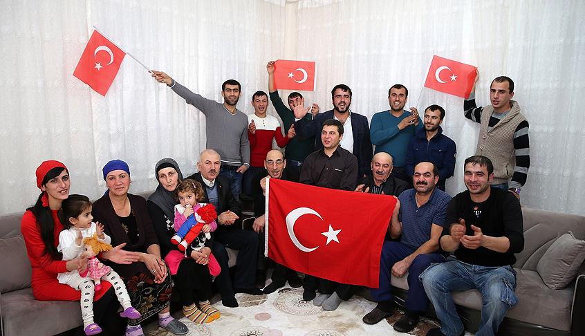 Ahıska Türkleri'ne vatandaşlık verildi