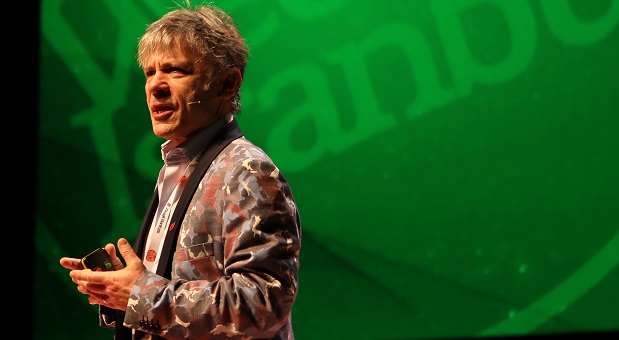 Brand Week İstanbul’da bir efsane şarkıcı