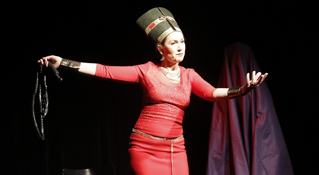 Bir Nefertiti hikayesi