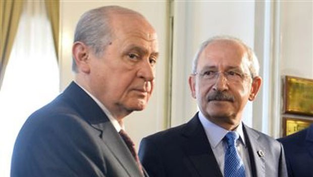 ilk imzayı onlar attı