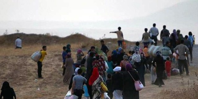 Bombardıman başladı binlerce kişi kaçıyor