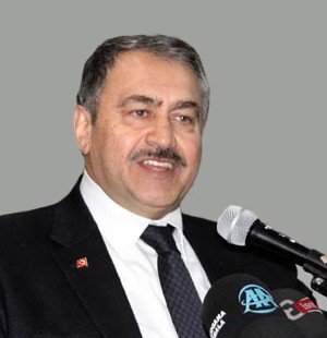 Bakan Eroğlu bıyıklarını kesecek mi?