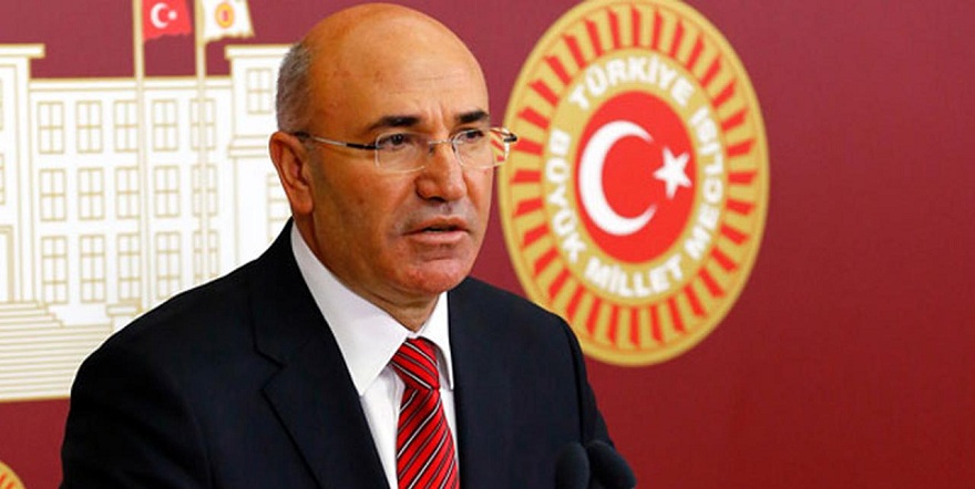 CHP’li Tanal’dan Kahraman’a 'Cumhuriyet' eleştirisi