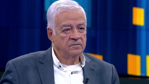 AKP kurucusu Fırat istifa etti