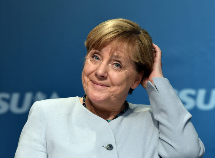Almanya Merkel'i desteklemeyi bıraktı mı?