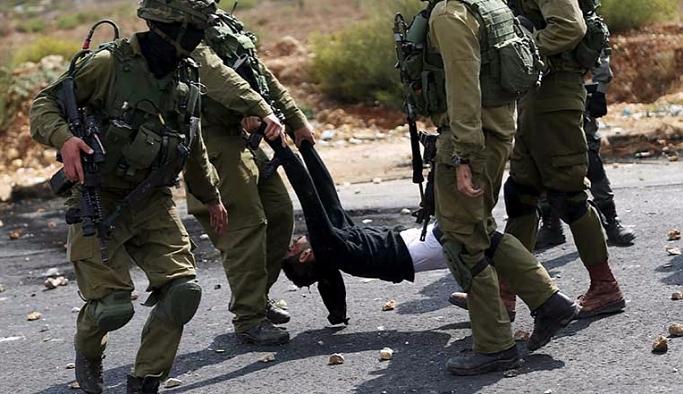 İsrail askerleri 19 yaşındaki bir Filistinliyi öldürdü