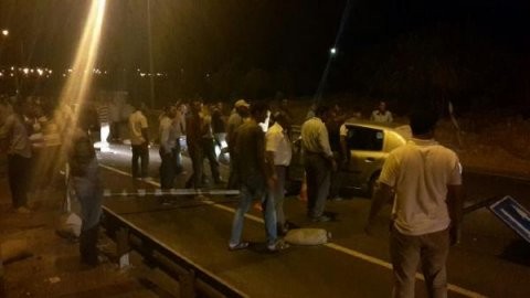 Elektriği Hem kaçak kullan, hem protesto et