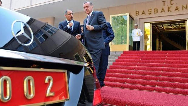 Bakan Toto dönemi başladı