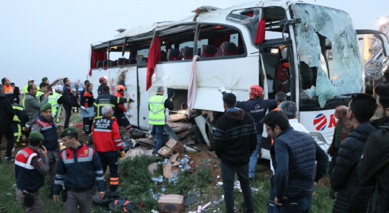 Aksaray’da korkunç kaza: 4 ölü 27 yaralı