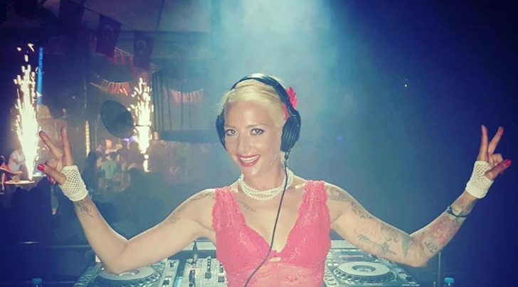 Ünlü DJ’i saplantılı hayranı, Gala’dan kaçırmak istedi!