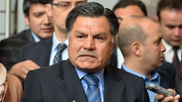 'Gelen fişlemeyi kaldırıp attım'