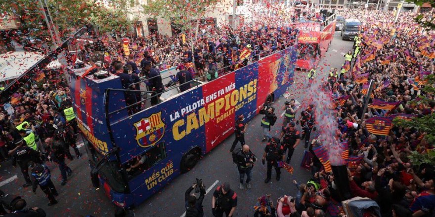 Barcelona şampiyonluk kutlamalarına başladı