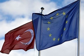 AB'den Türkiye'ye internet tepkisi