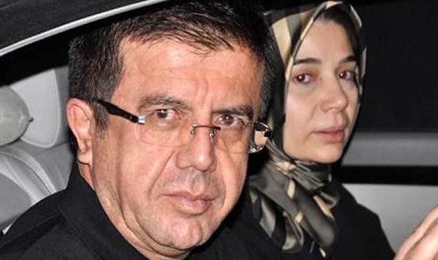 Bakan ve Vali'nin  Eşi kaza geçirdi hastanedeler