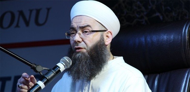 Cübbeli Ahmet Hoca'nın kanalı yayına başladı