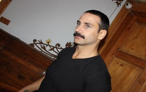 Suratına yumruğu yapıştıracaksın