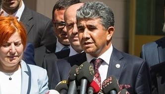 İşçi Partisi'nden YBP'ye tam destek