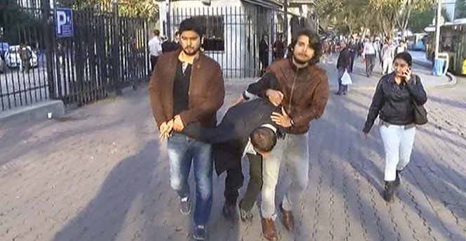 Üniversite karıştı