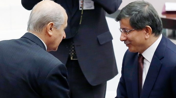 Davutoğlu'na 'çamurlu' diyenleri kutluyorum