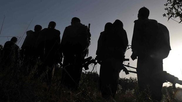 Diyarbakır'da polise silahlı saldırı
