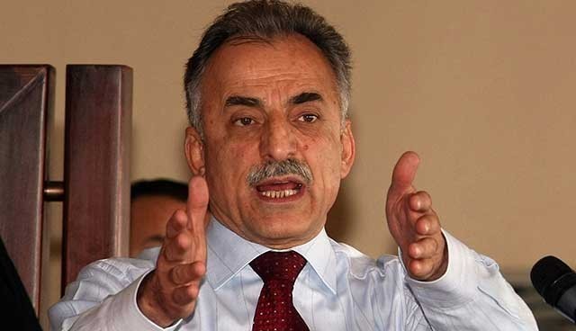 CHP İstanbul Karayalçın'a emanet