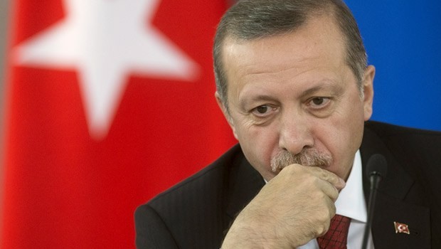155'i arayarak Erdoğan'a hakaret etti!
