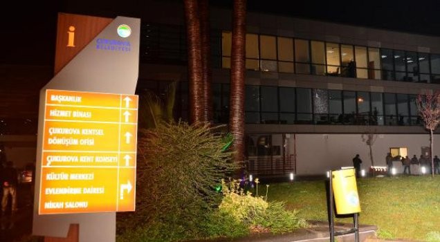 Çukurova Belediyesi'ne silahlı saldırı
