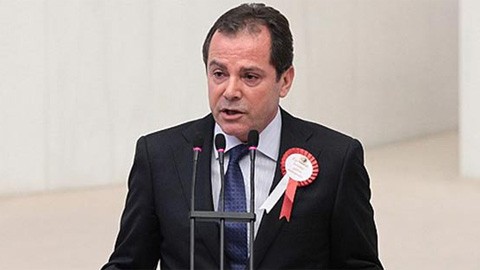 CHP'li Vekil Cengiz Merkez Parti'ye katıldı