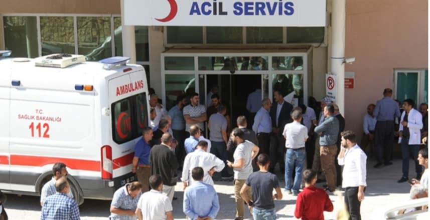 Servis minibüsü devrildi: 2 öğrenci öldü, 4’ü ağır yaralı