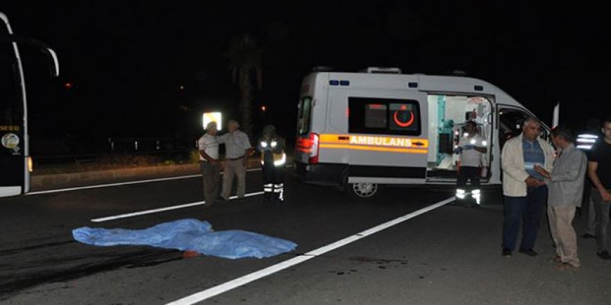 Antalya’da korkunç ölüm: 3 araç peş peşe çarptı