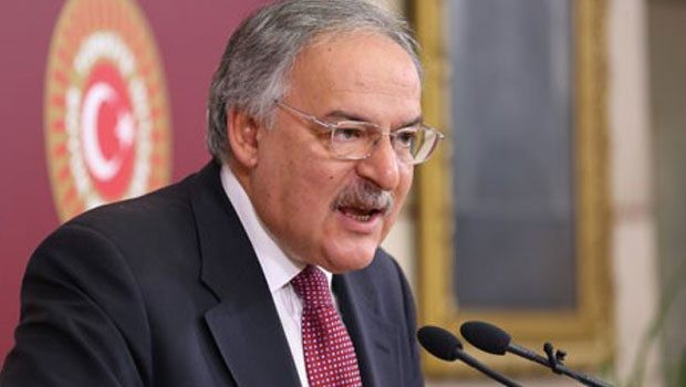 Davutoğlu ayarı bozulmuş televizyon gibi