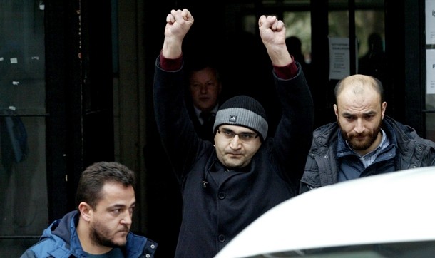 'Acemlere şah çektik, mat oldular'