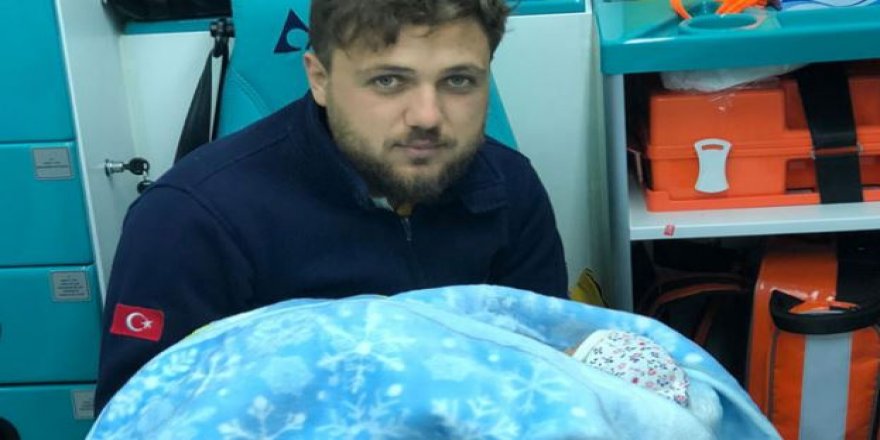 Konya’da 7 günlük bebeği çöp kutusuna attılar