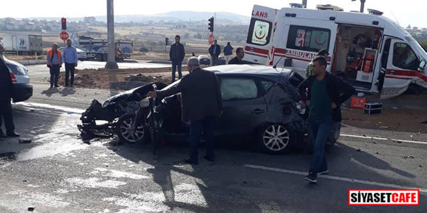 Elazığ'da kaza dehşeti: Otomobil ambülans ile çarpıştı